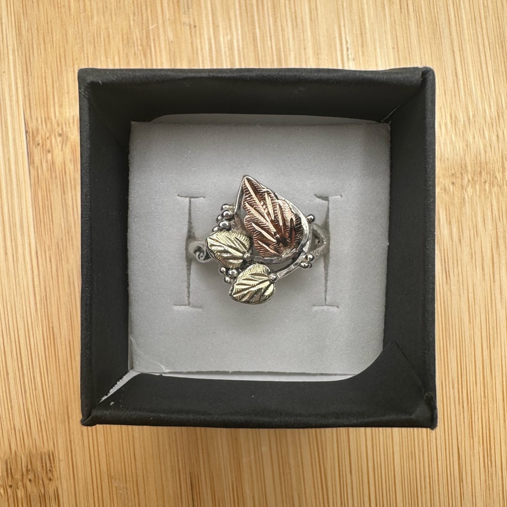 Vtg. Black Hills Gold Sterling Silver 925 & 10K Multi Color Gold Ring